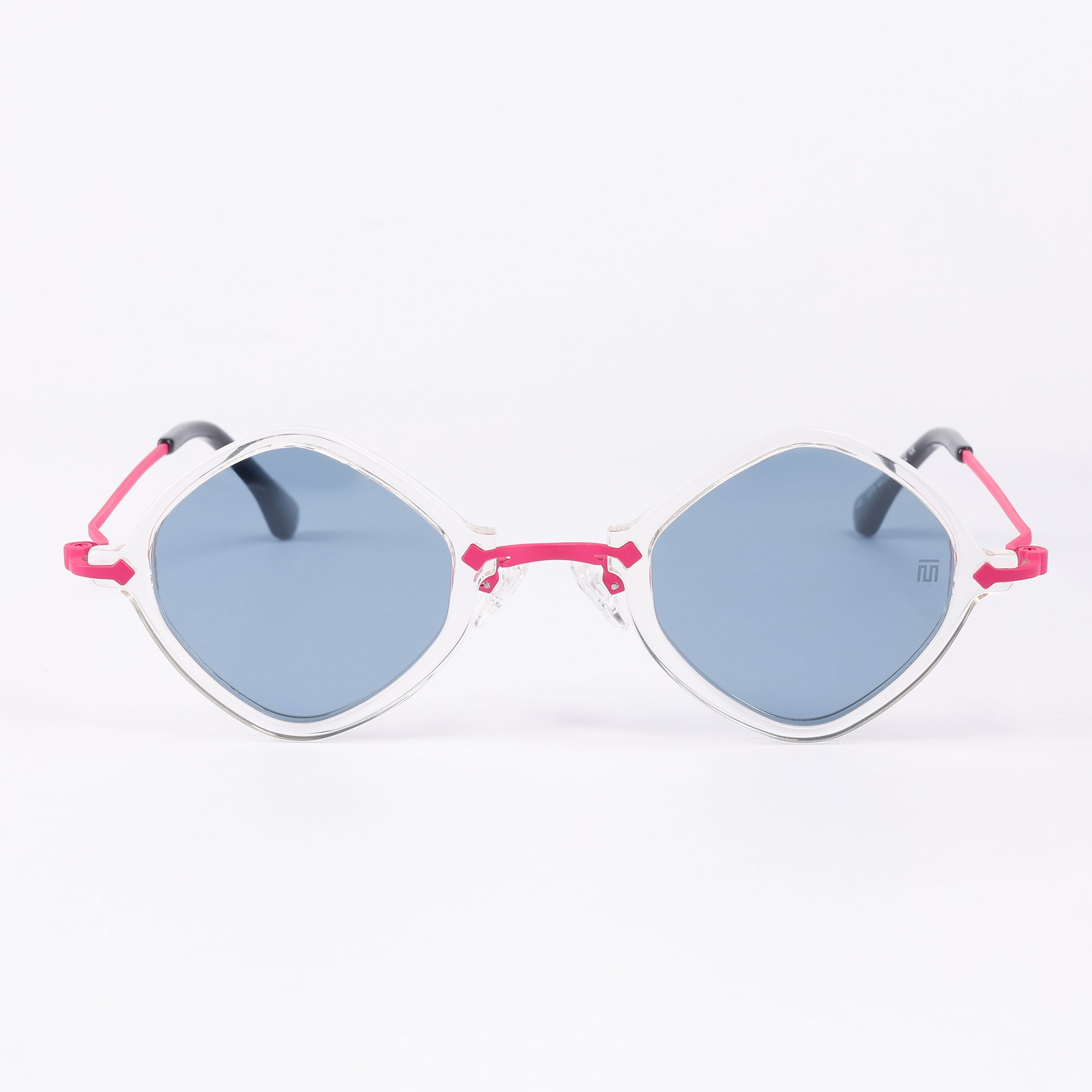 Tom Miller Essential 001