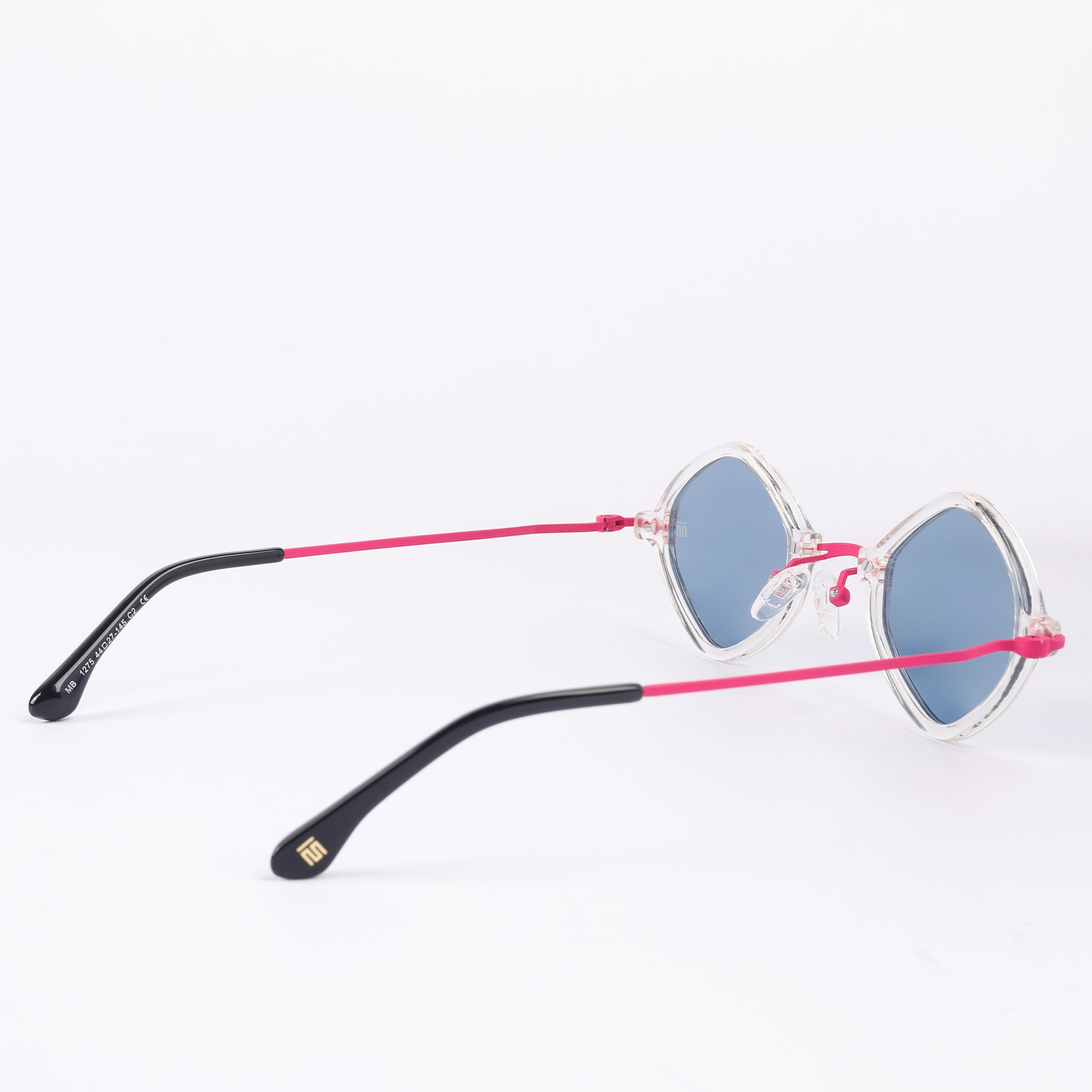 Tom Miller Essential 001